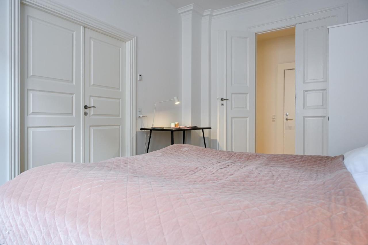 Sanders Arrow - Chic Three-Bedroom Apartment In The Middle Of Copenhaga Exterior foto