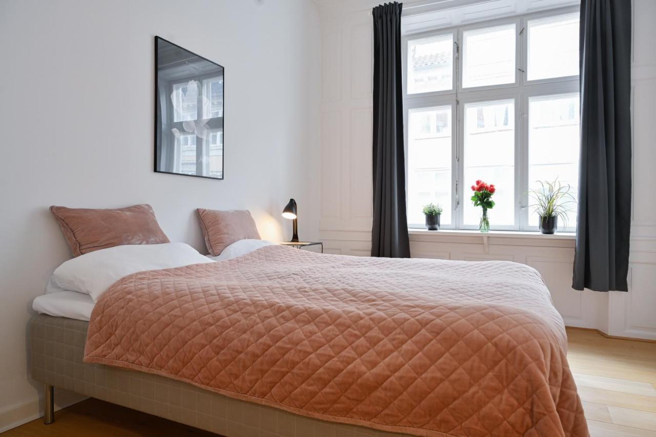 Sanders Arrow - Chic Three-Bedroom Apartment In The Middle Of Copenhaga Exterior foto